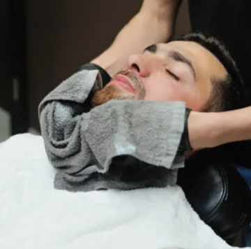 Traditional hot towel shave service